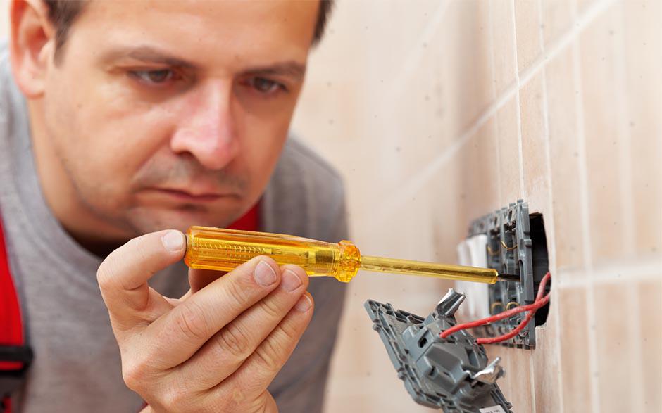 l'électricien Garches